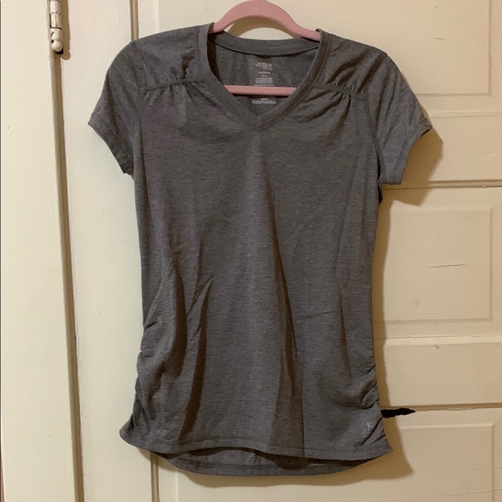 Danskin Now Gray Fitted Short Sleeve Tee